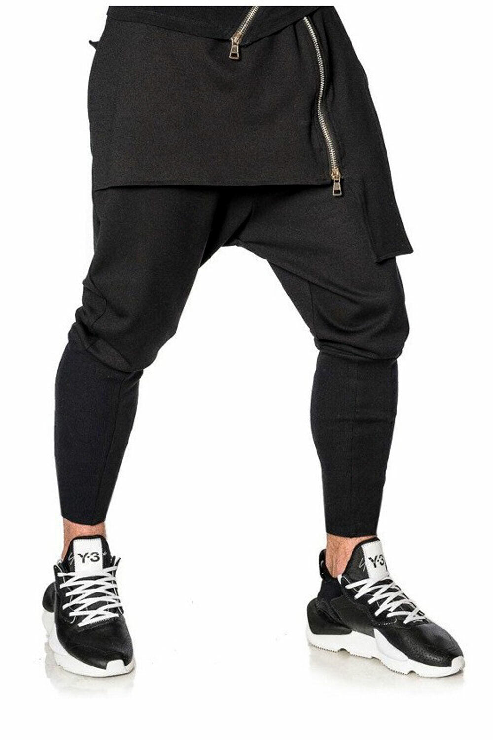 Mexton Men Herren Boyfriendhose aus Stoff, bequeme Freizeithose mit Jogging-Design, in neutralem Farbton, Blick auf die Hose