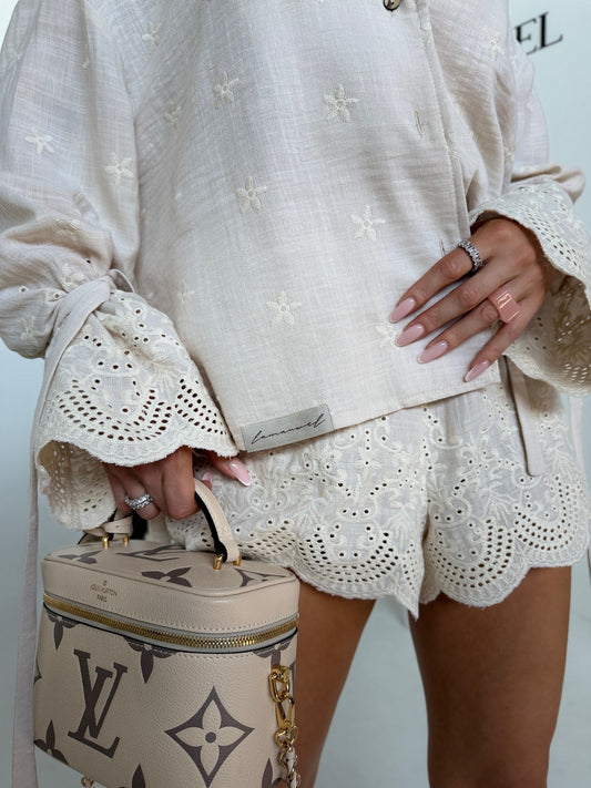 La Manuel Damen Zweiteiler Set Bluse & Hotpants Spitze elegant Urlaub Strand
