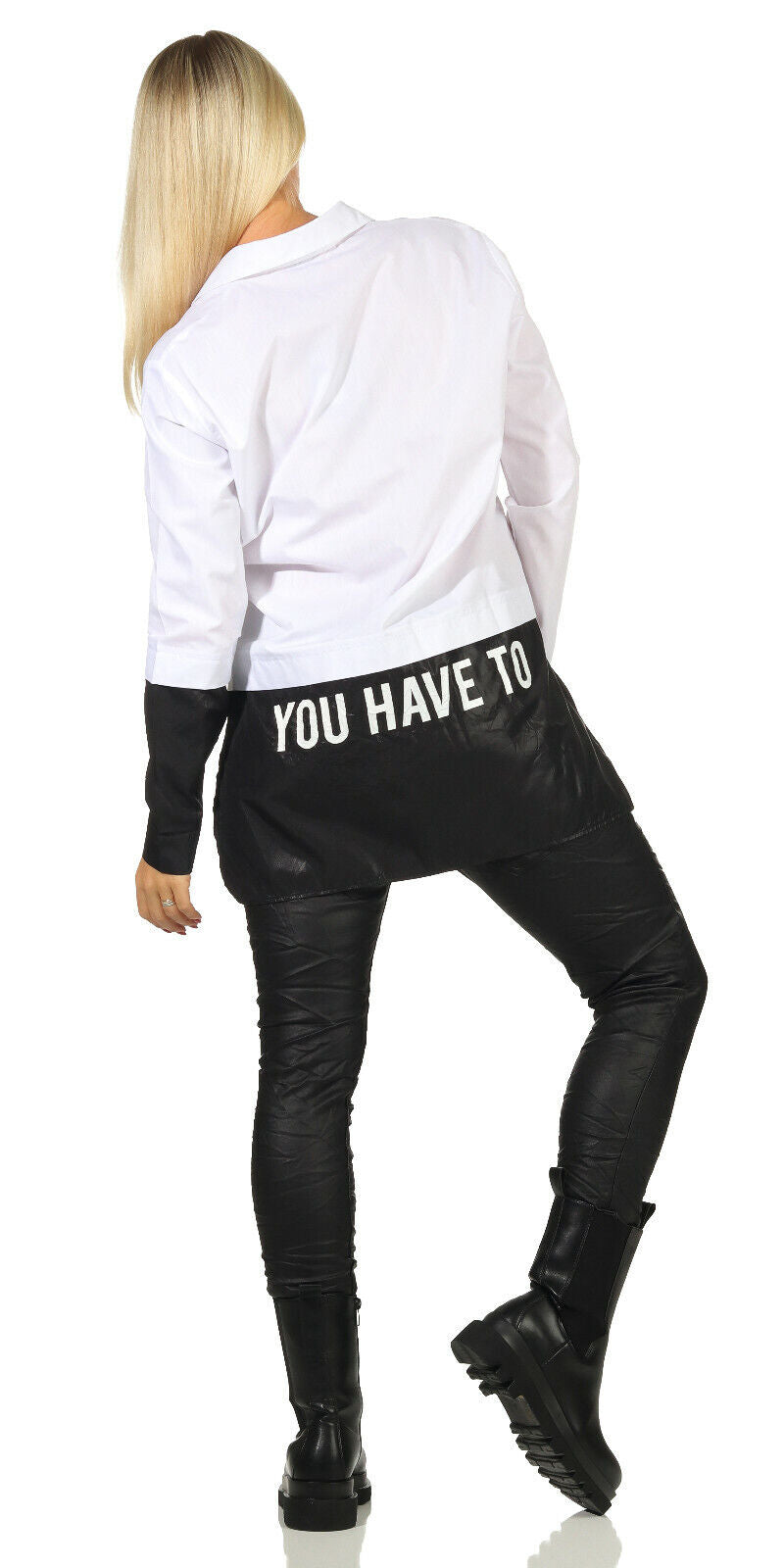 Damen oversized Hemdbluse mit Druck in Schwarz-Weiß, lange Bluse, bequemes Shirt, modischer Schnitt, in verschiedenen Größen.