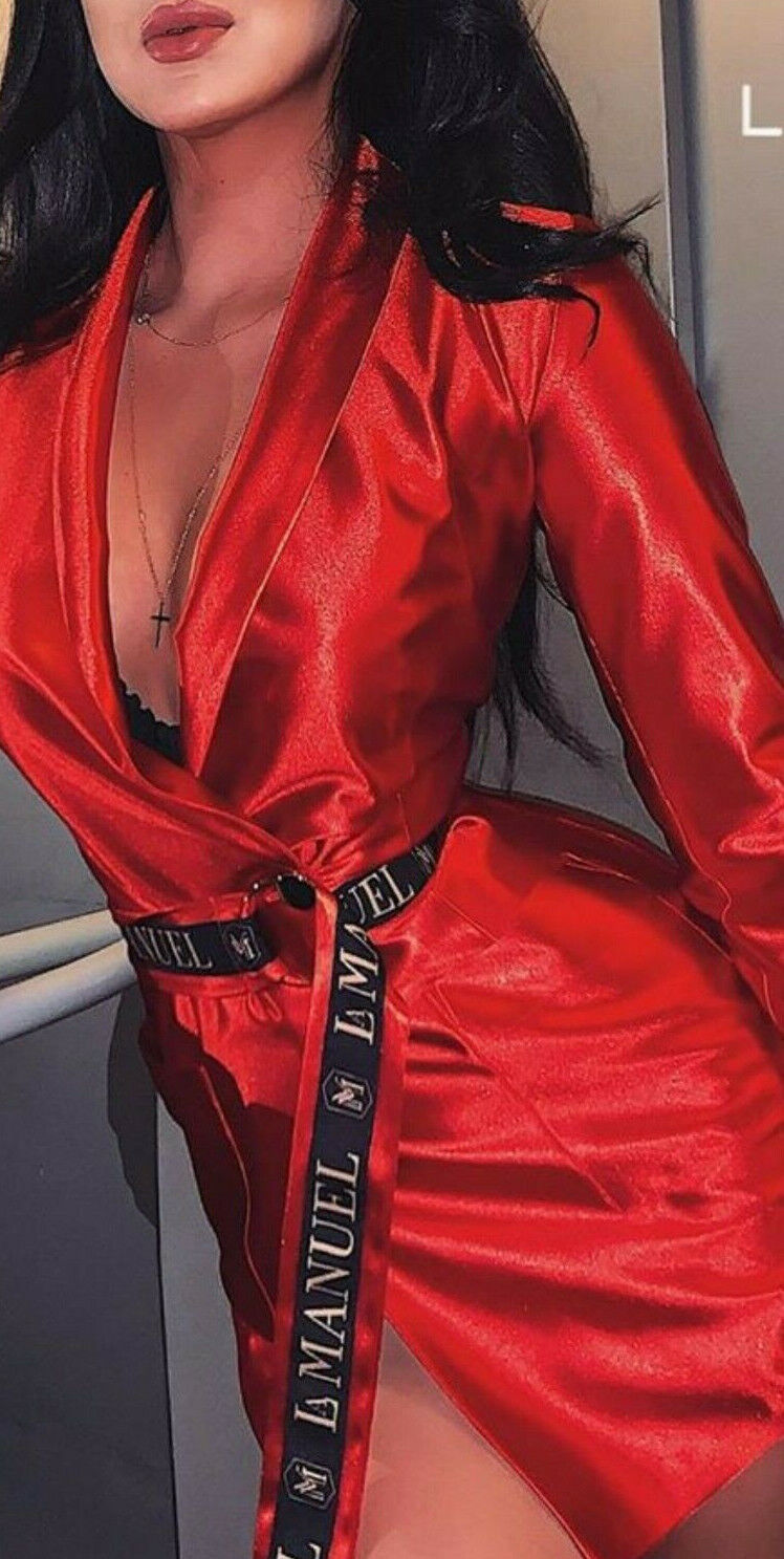 Rotes Damen Minikleid mit Satin, lange Jacke und Blazer-Details, ideal für Partys, in Größe XS (34).