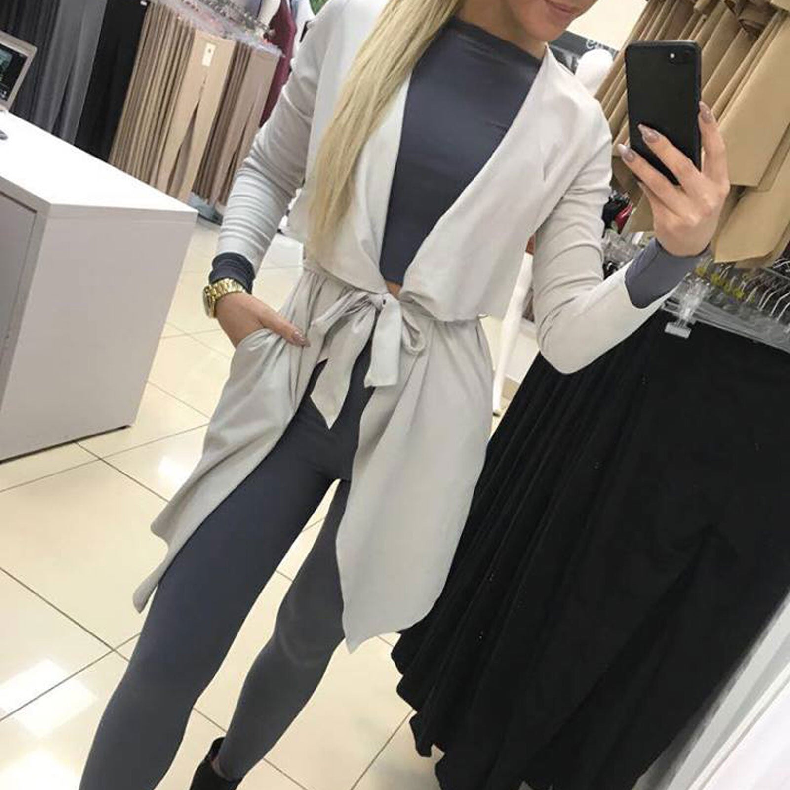 Weicher Damen-Cardigan und Wasserfall-Strickjacke aus Wildleder, lang, mit Reißverschluss und stilvollem Zipfel-Design.