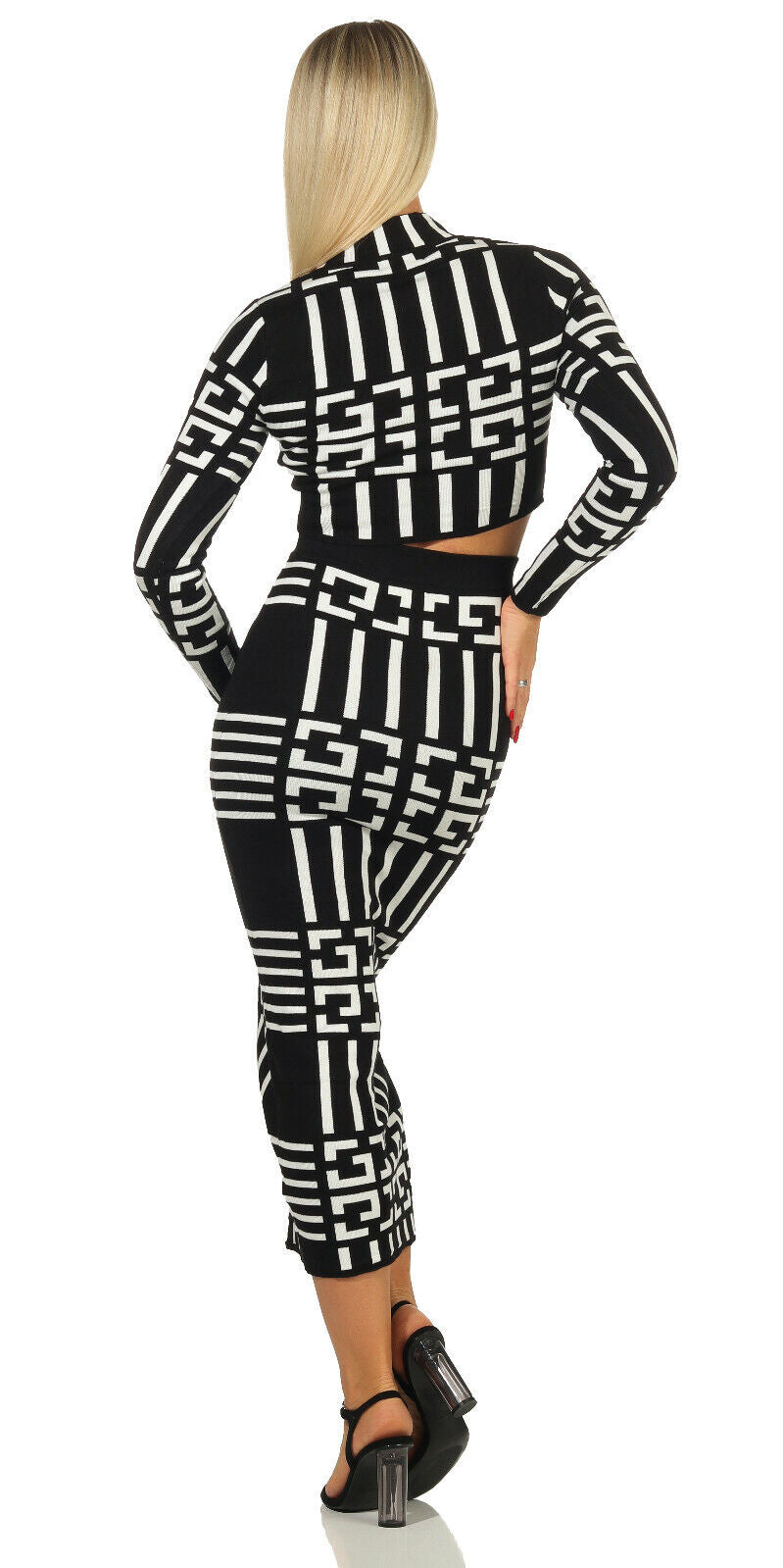 Damen 2-Teiler Strickpullover bauchfrei und High-Waist Midirock Strickkleid, beiges Set von clothes-stores, Nahaufnahme