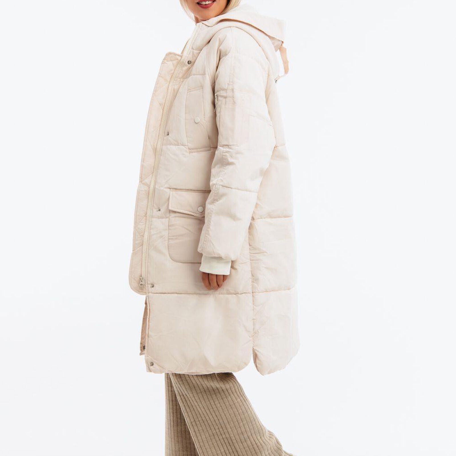 Damen Pufferjacke von freestyle, gesteppte silber-graue Jacke, stylisch und warm, Größe S, für kaltes Wetter.