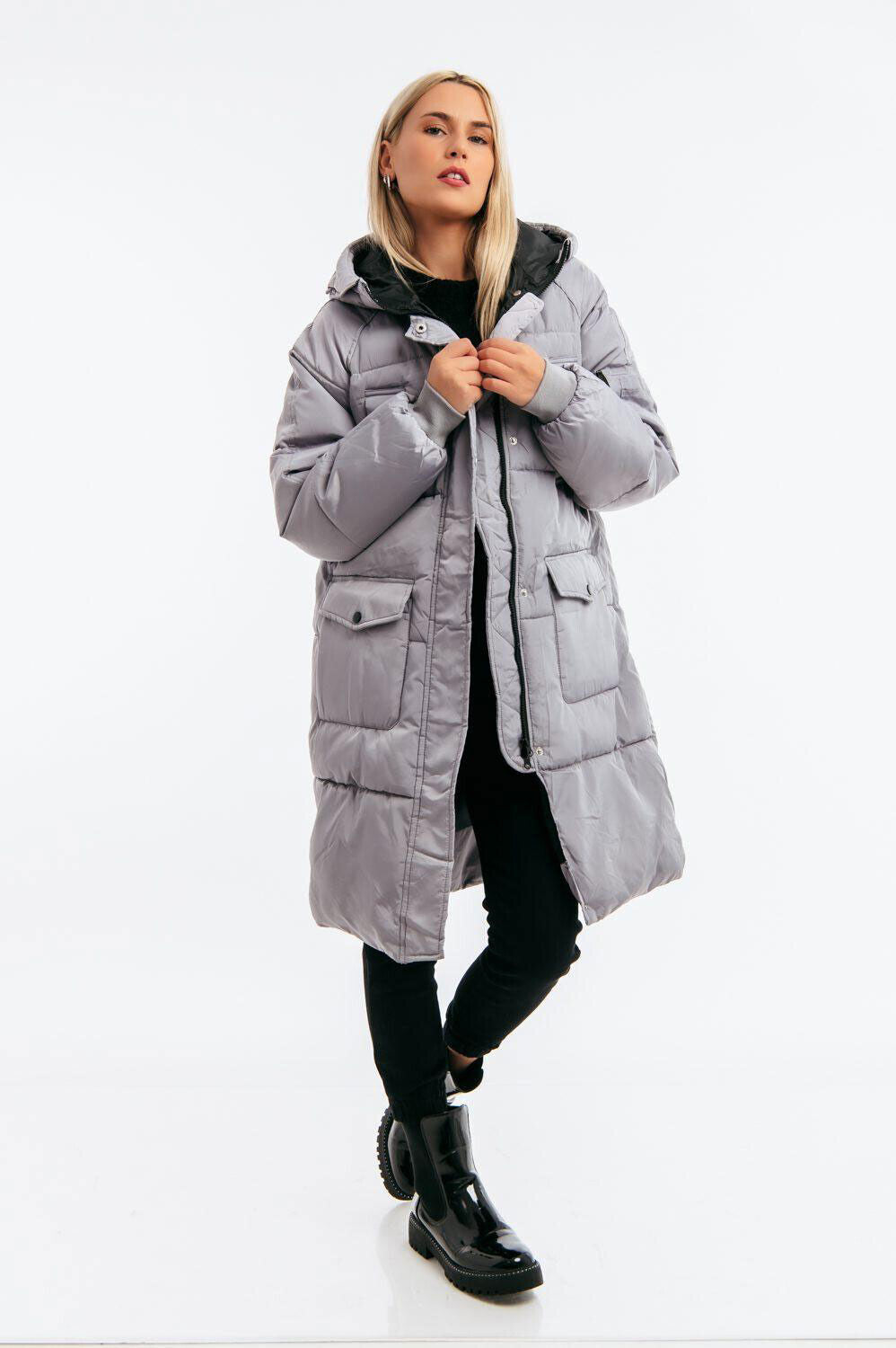 Freestyle Damen gesteppte Pufferjacke in Silber-Grau, stylischer und funktionaler Mantel, Vorderseite mit Reißverschluss und Steppung.