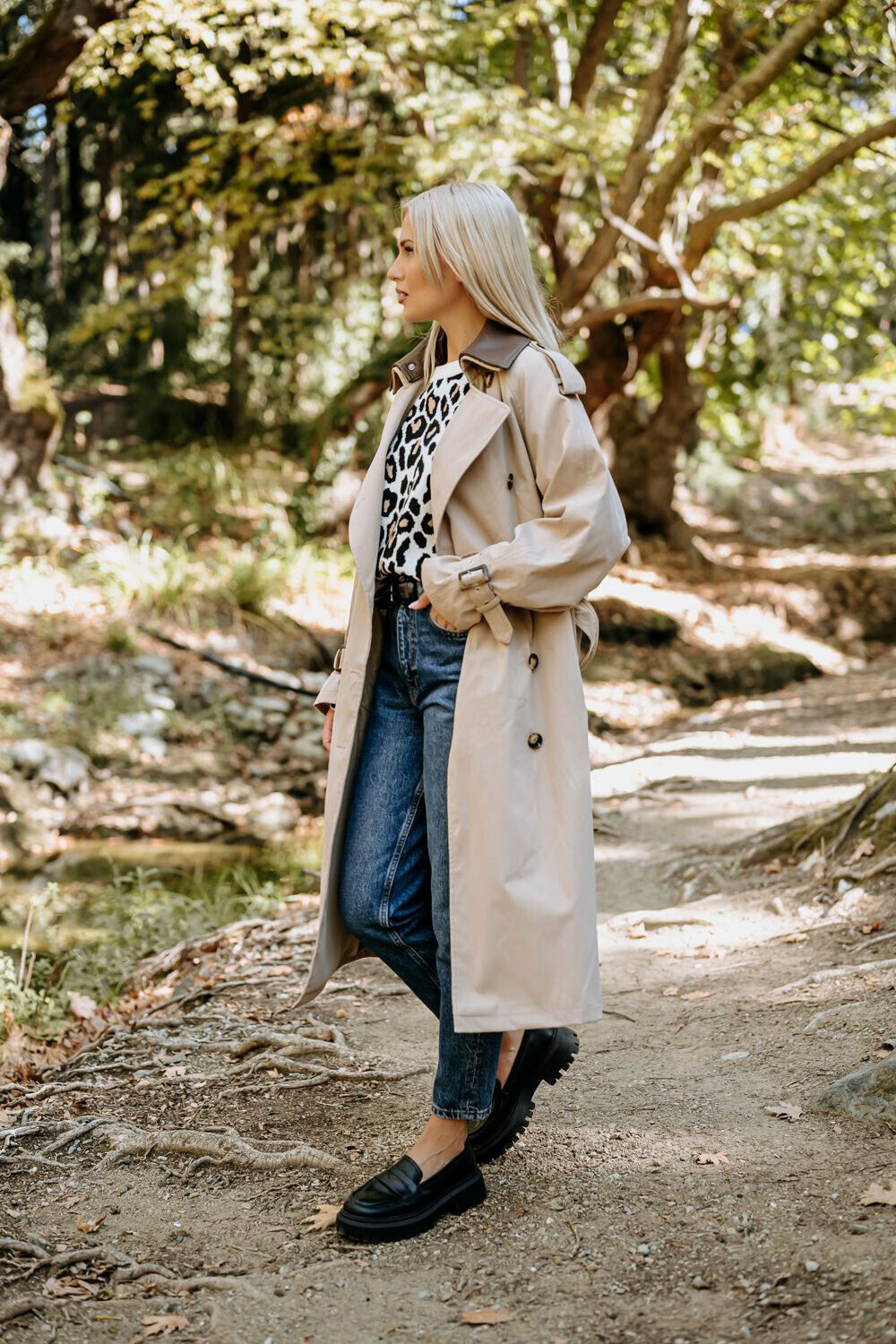 Beiger Damen Trenchcoat von freestyle, oversize Lederlook Mantel in S, M oder L, modisch und bequem.