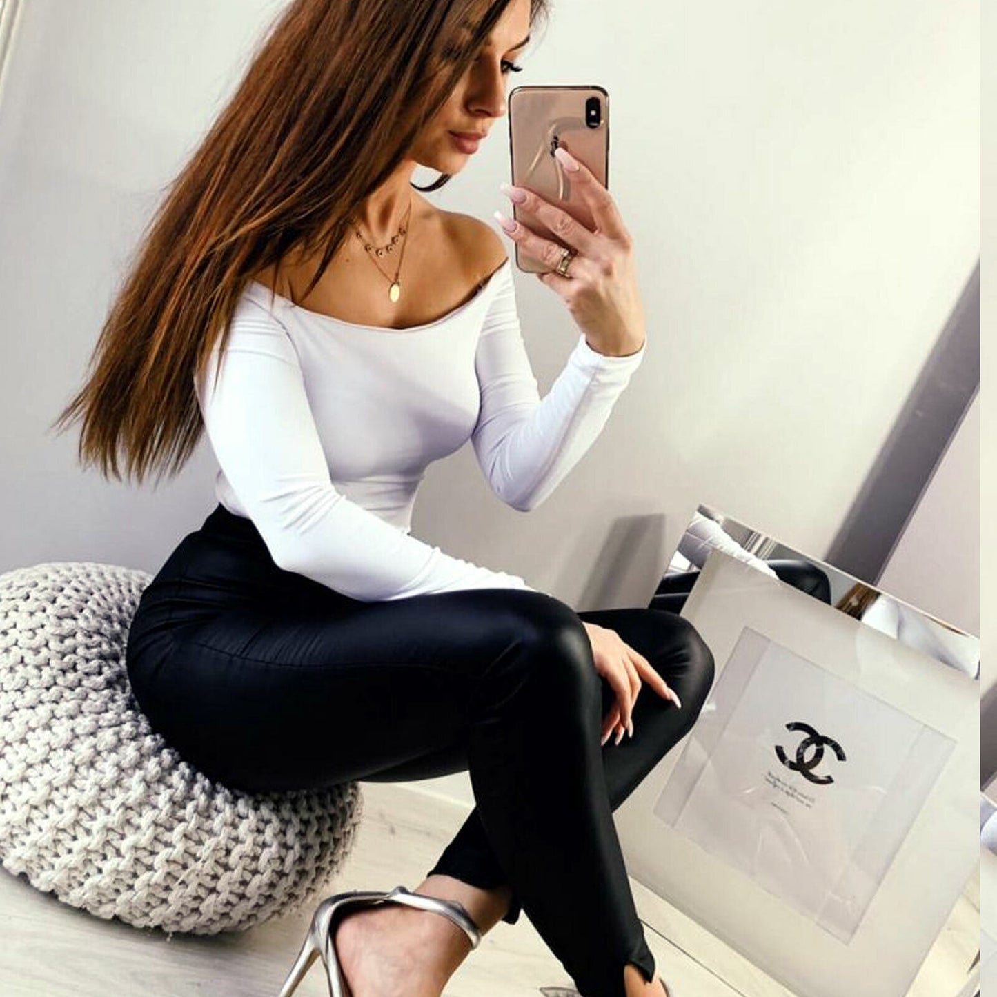 Schulterfreier La Coca Bodysuit in XS-M, schwarzes, eng anliegendes Damen-Outfit mit kurzer Passform und elegantem Design