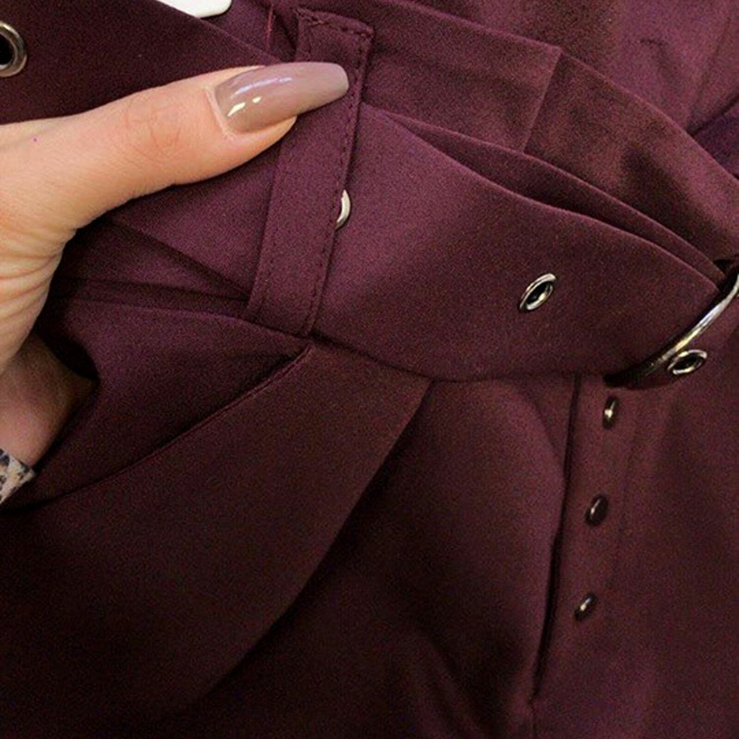 Grüne Damen Hose von La Manuel, High-Waist Röhrenhose aus Stoff, Paperbag-Design, Business-Stil in XS bis M Größe