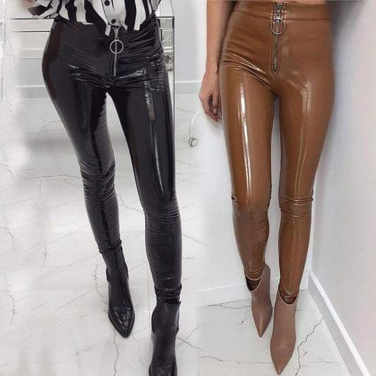 Lackhose von La Manuel für Damen in Camel, eng anliegend, Lederlook und Vinyl, glänzend, in XS-M Größe.