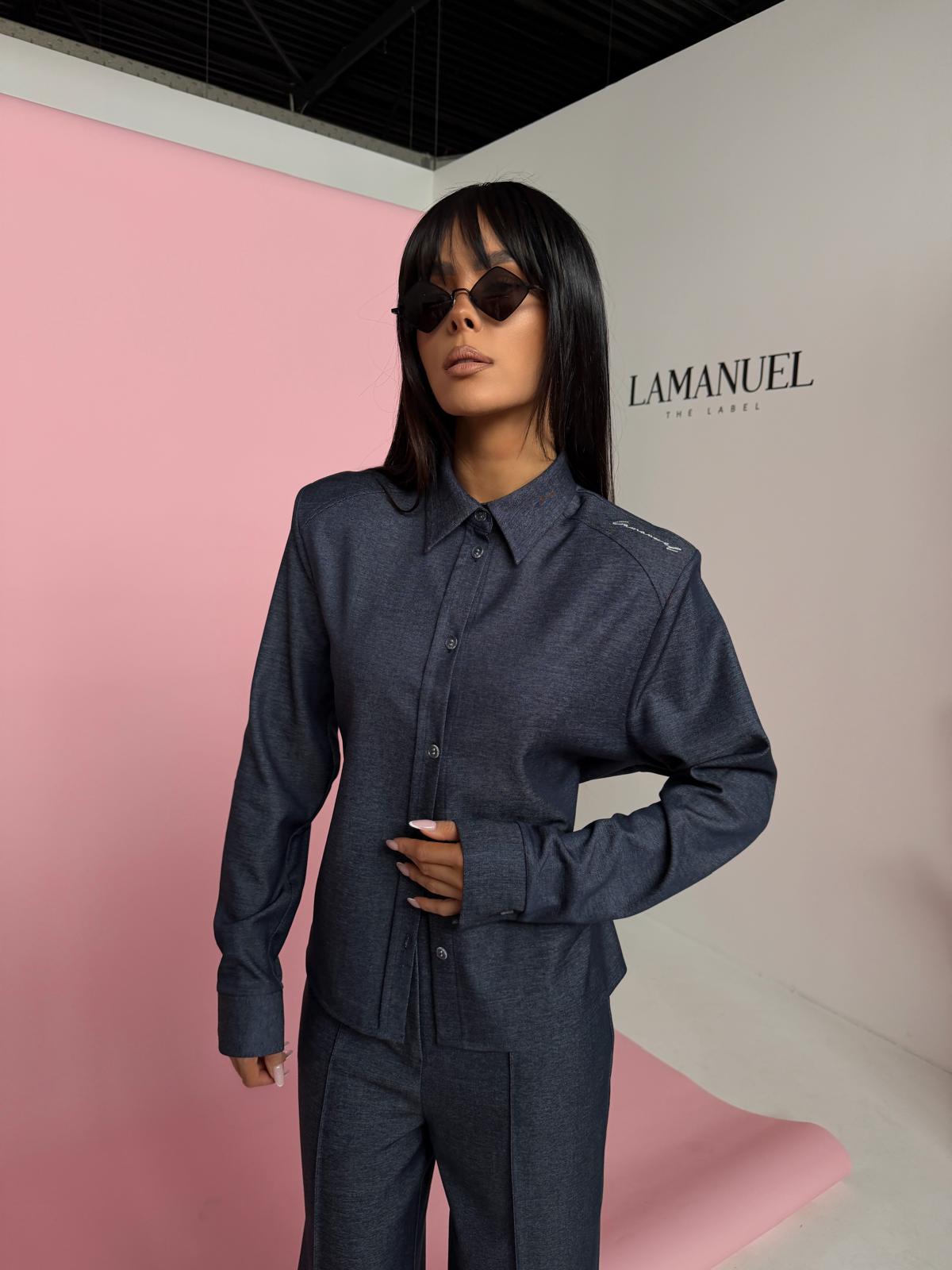 Damen 2-Teiler von La Manuel, hellblaues Oberteil mit Rundhalsausschnitt und passende Hose, bequemes Casual-Outfit