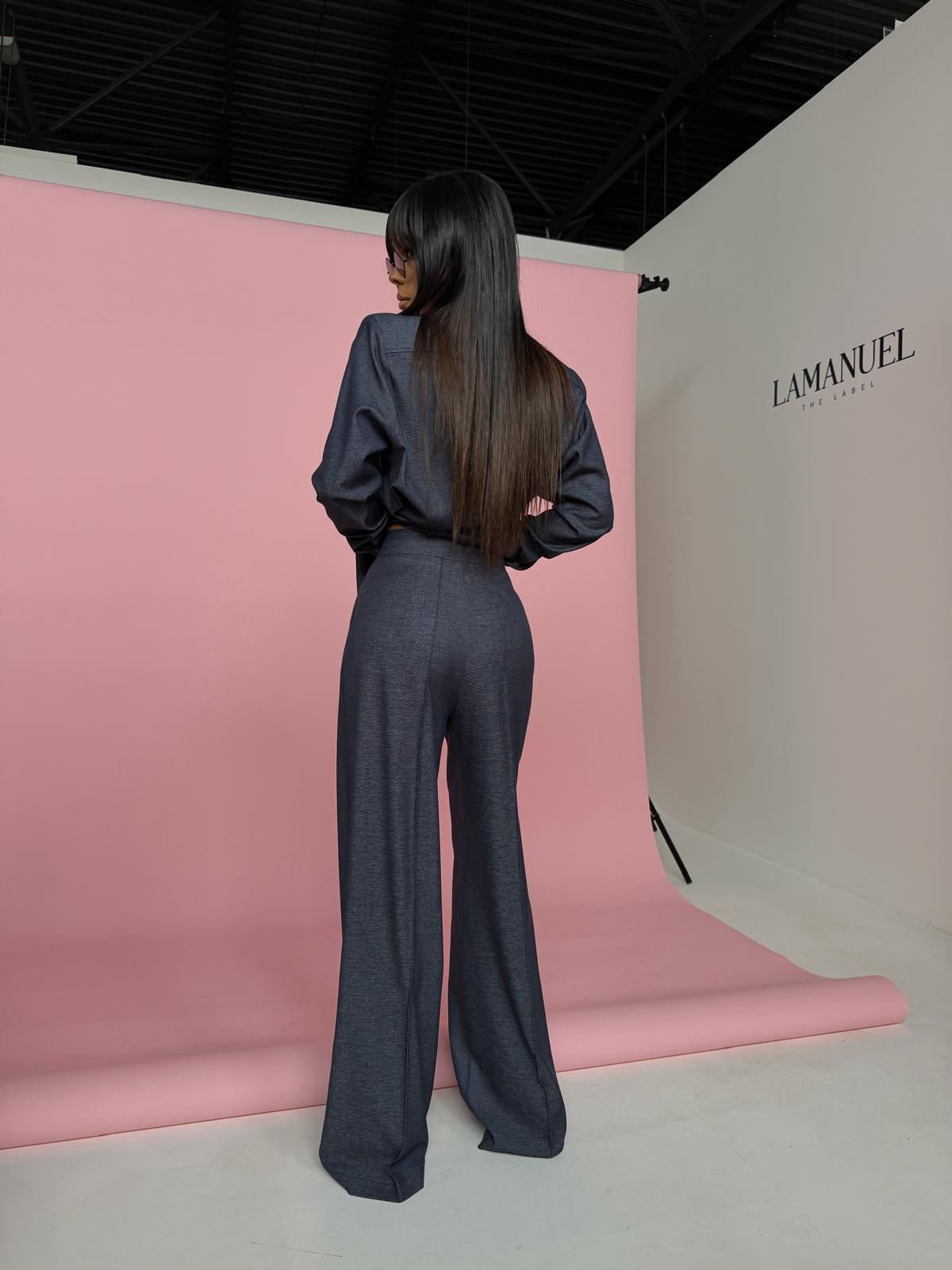 Damen 2-Teiler von La Manuel in Aurablau, gestreiftes Oberteil mit kurzer Ärmel und passende Hose, lässiger Sommerlook