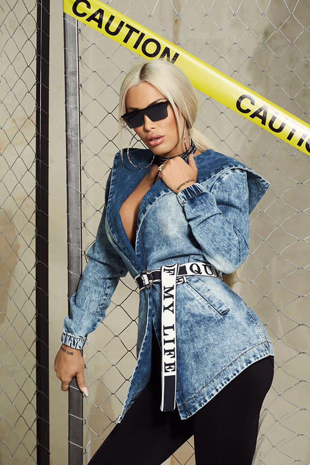 Mexton Damen Jeansjacke in Blau, vielseitiger Jeansmantel und Cardigan, kurze Jacke in XS-M.