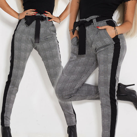 Damen Röhrenhose von Mexton, High-Waist Paperbag Stoffhose, Boyfriend-Stil, in Größe XS (34), aus weichem Stoff