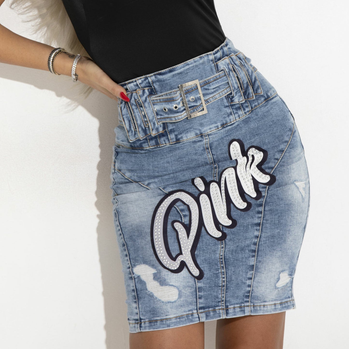 Kurzer High-Waist Jeansrock von Mexton mit Print, perfekt für den Sommer, in XS-S Größe, aus robustem Denim gefertigt.