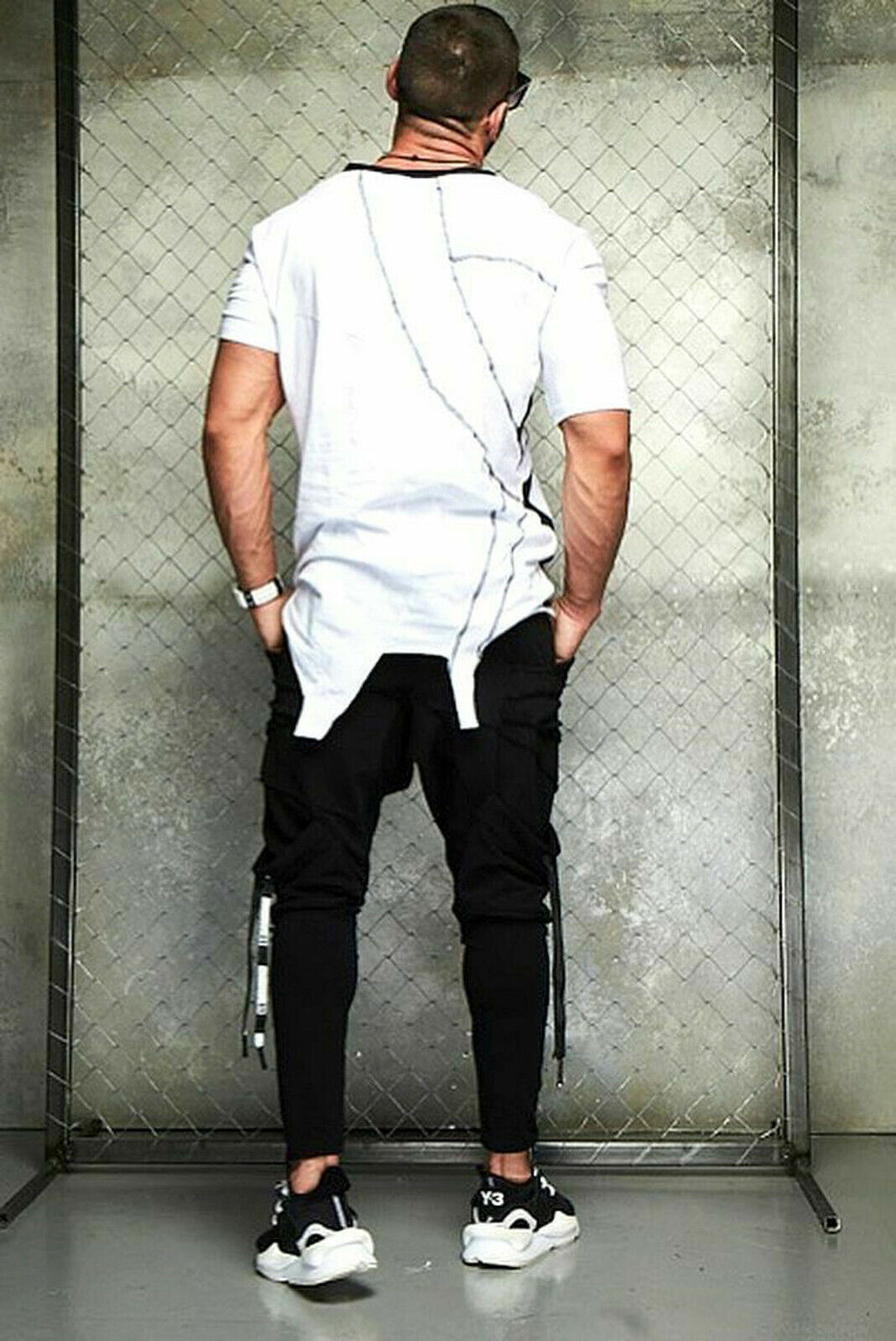 Mexton Men Herren Skinny Jogginghose in Schwarz, elastischer Stoff, enge Passform, für Sport und Freizeit, Größen S bis XL