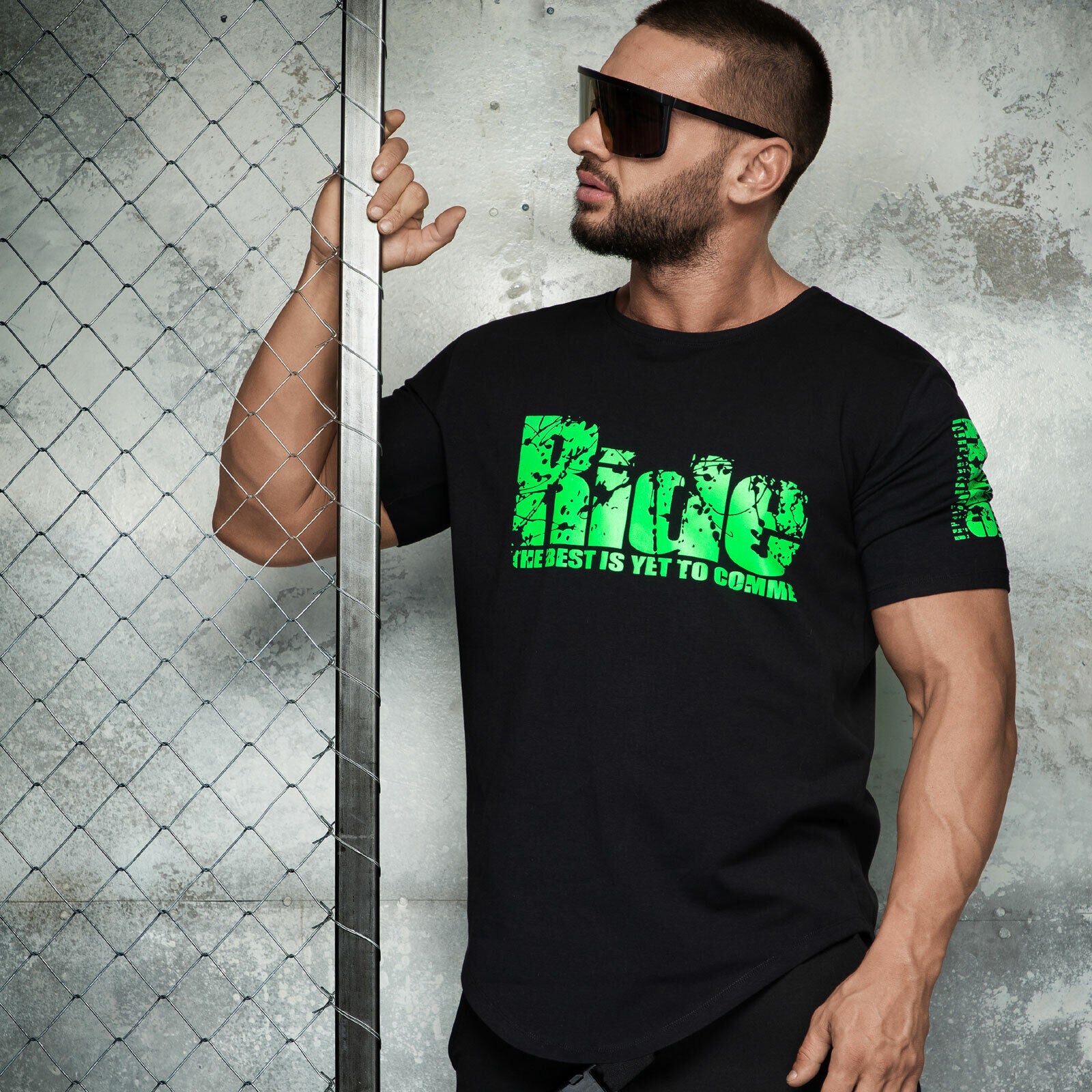 Mexton Men Oversize Longshirt mit asymmetrischem Print, bequemes Herren T-Shirt, modischer Longtee in Schwarz