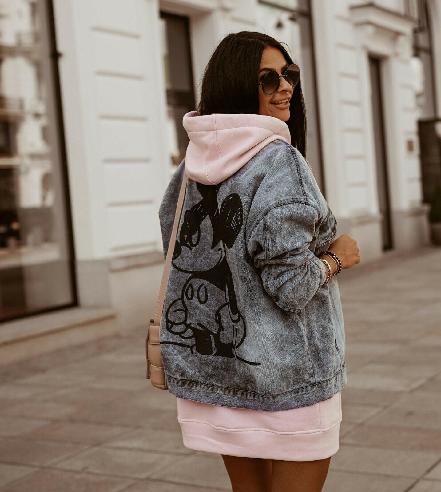 Damen Jeansjacke von O'la Voga in Over-Size Schnitt mit Print in Schwarz und Blau, Größen S bis XL, modischer Casual-Look
