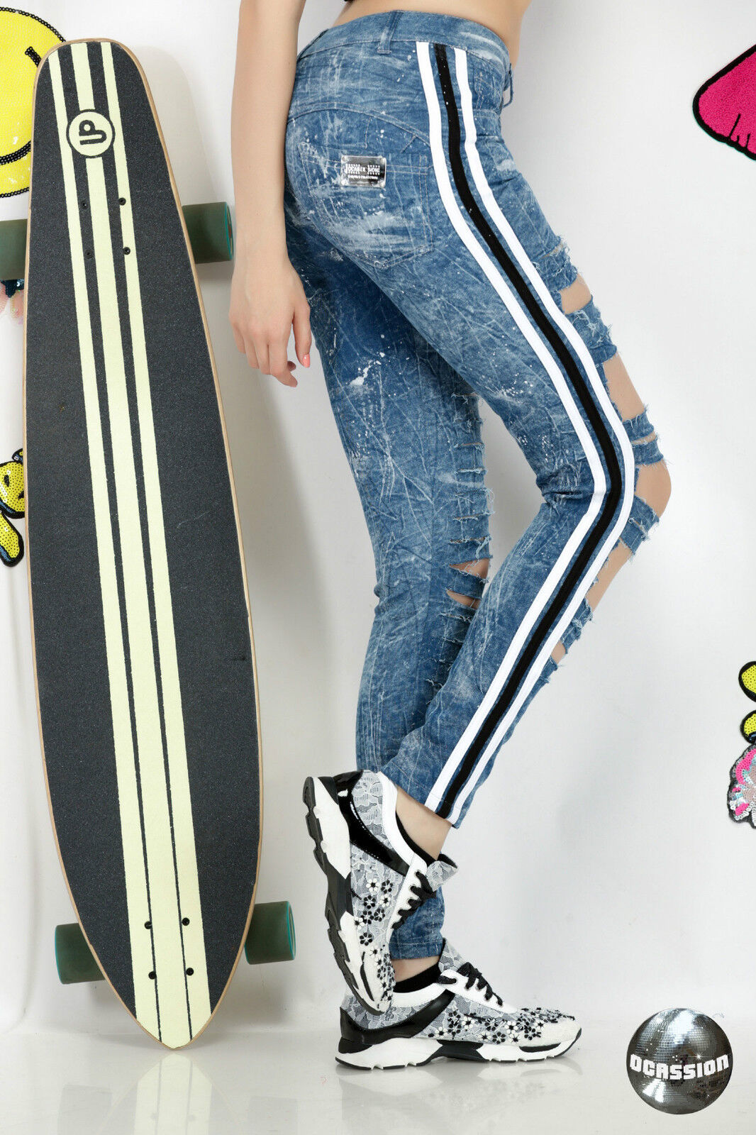 Damen Röhrenjeans von ocassion in XS bis L mit Rissen, Löchern und Fetzen, eng anliegend, modischer Hüftjeans, Denim-Design