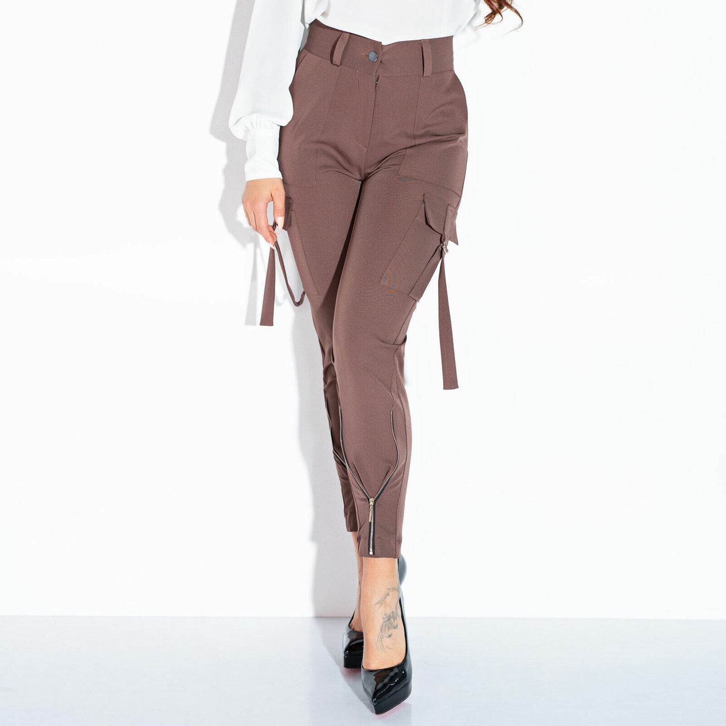 Victoria Damen High-Waist Stoffhose, elegante Cargohose in Röhrenform mit Reißverschluss, in XS-L, stilvolle Damenhose.